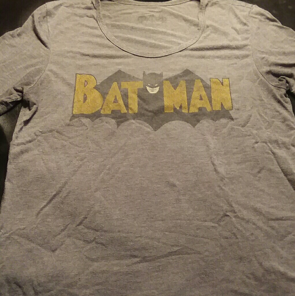 Women's flowy Batman tee